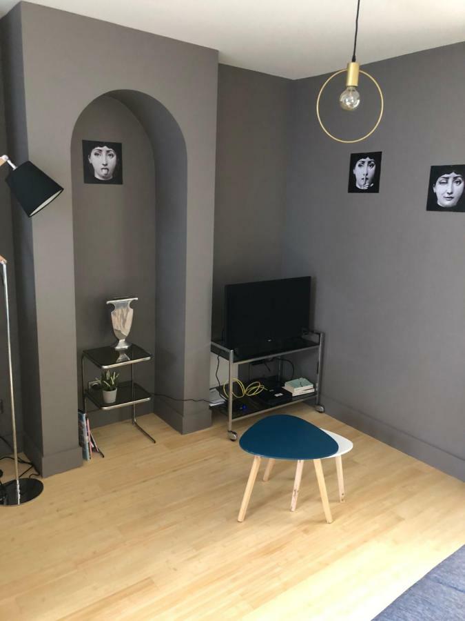 Appartement Place Stanislas Nancy Exteriör bild